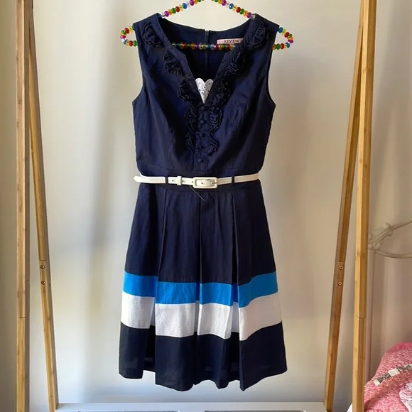 🌷2 for $20🌷 REVIEW navy striped day dress with white belt - Picture 5 of 15